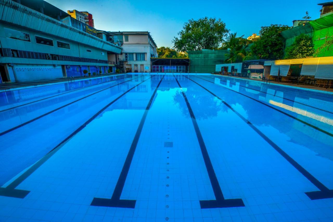 The Thane Club Екстериор снимка